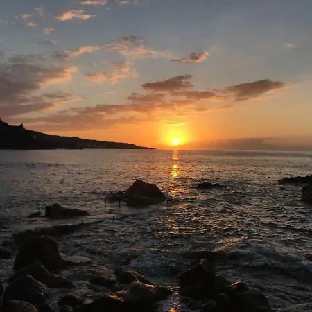 Punta Mar * Punta Del Hidalgo