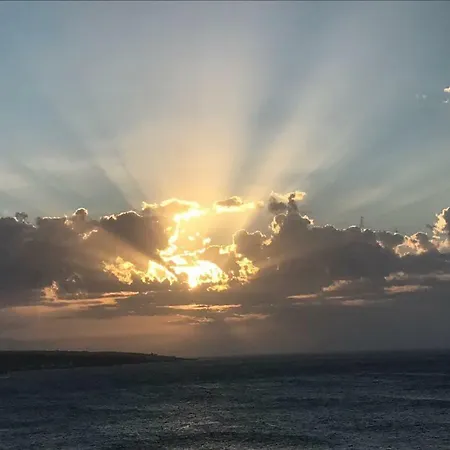 Punta Mar * Punta Del Hidalgo